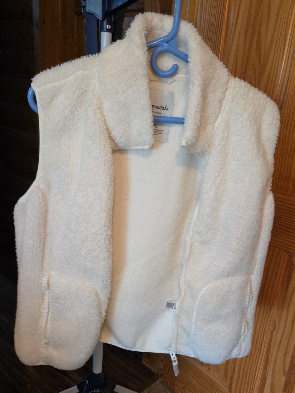 Aeropostale Cream Sherpa Fleece Vest
